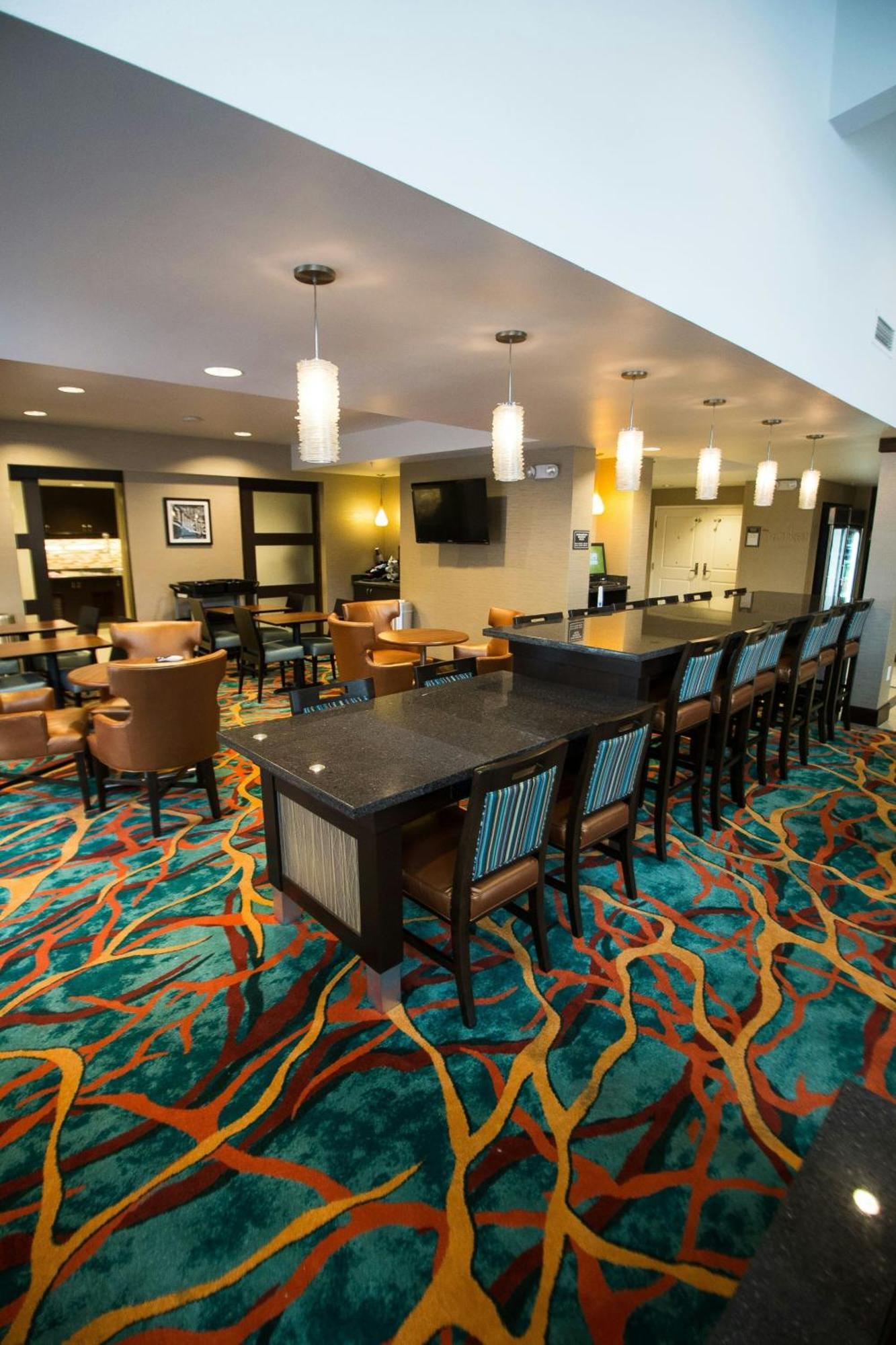 By Marriott West Hotel 3*