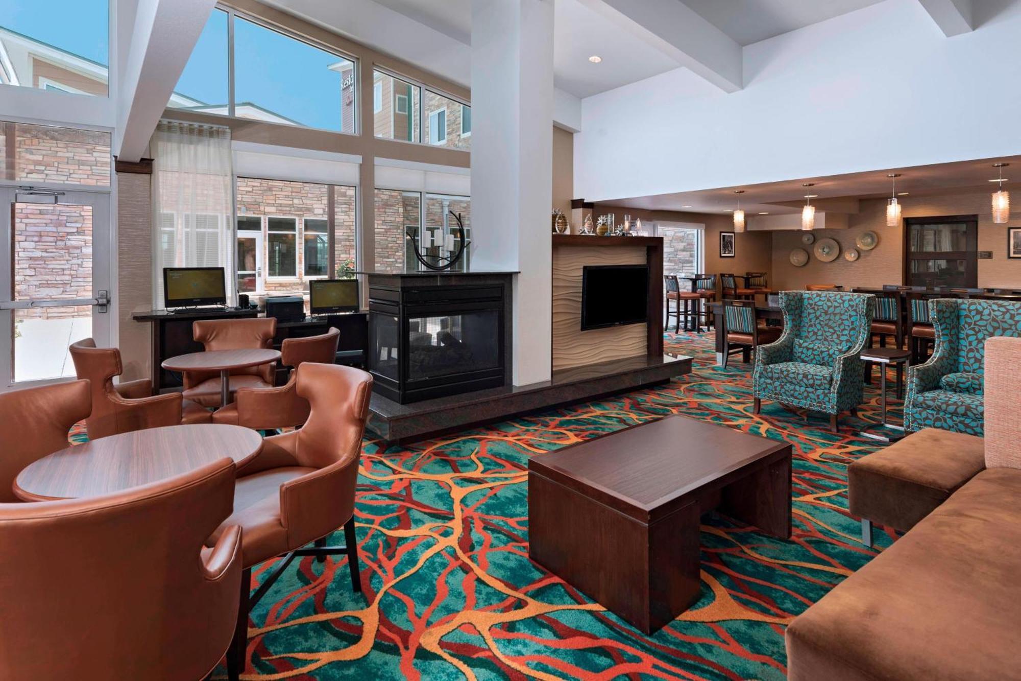 By Marriott West Hotel Omaha